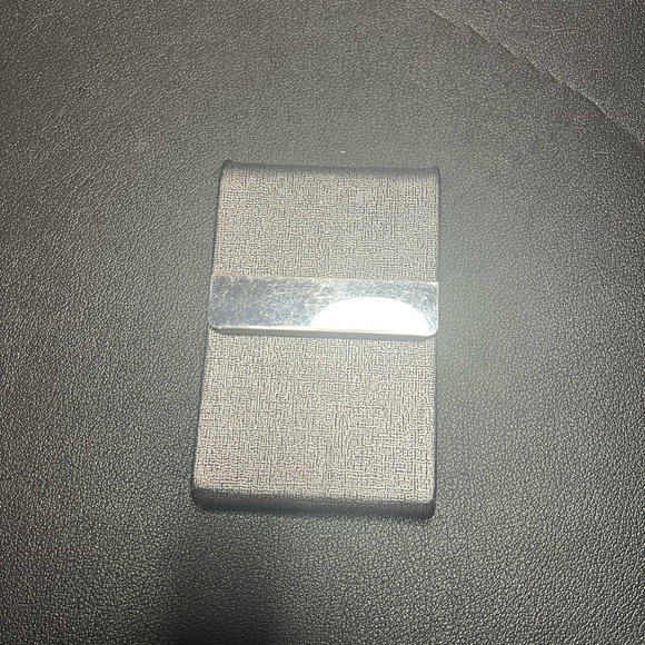 Magnetic Business Card Holder - Grey - Picture 2 of 4